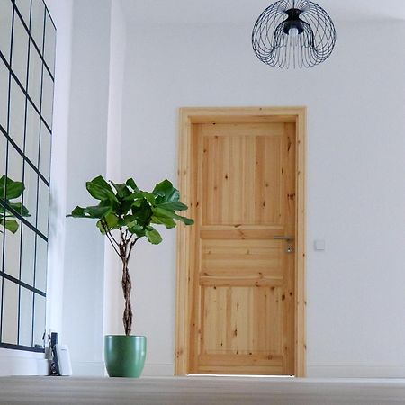 Amao-Brown I Exklusives City-Apartment I 85Qm I Privatparkplatz & Komfort I King-Size Bed Lahr  Esterno foto