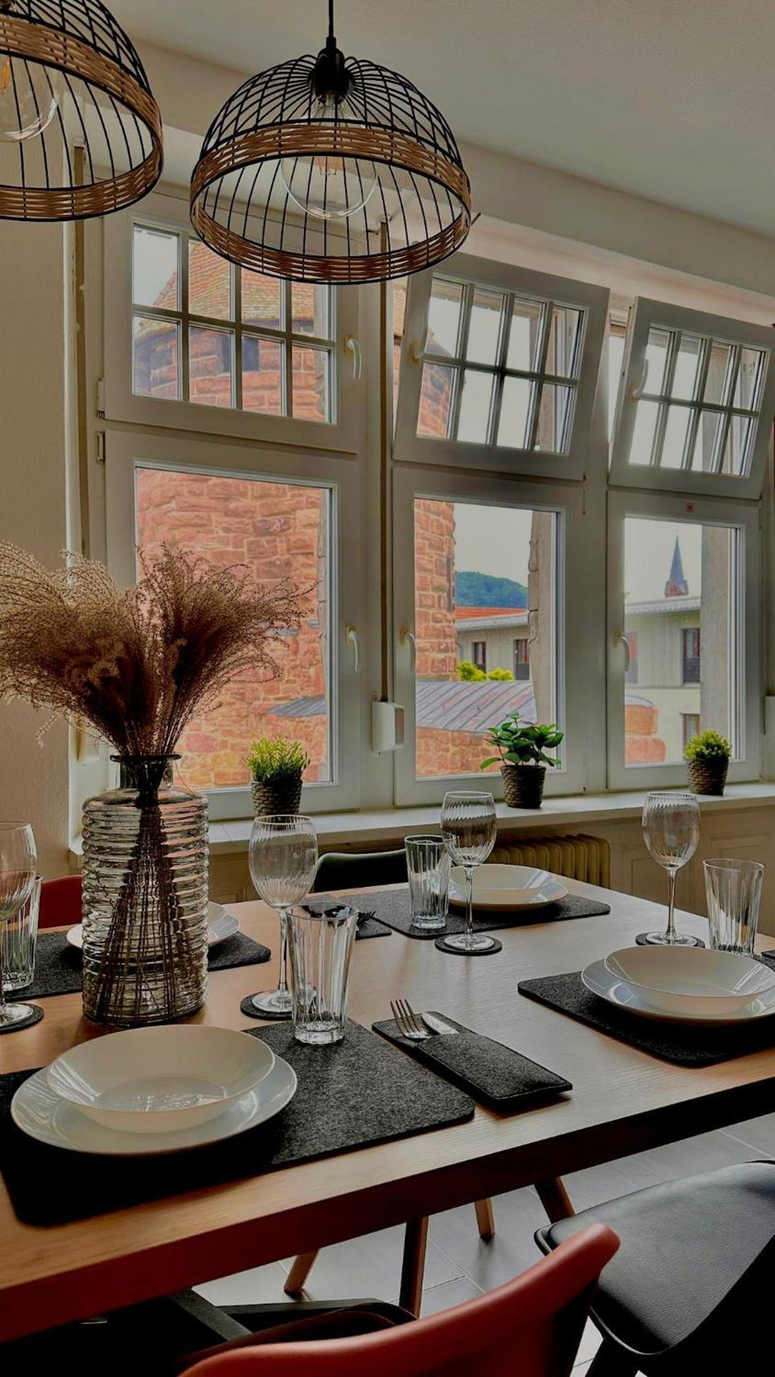Amao-Brown I Exklusives City-Apartment I 85Qm I Privatparkplatz & Komfort I King-Size Bed Lahr  Esterno foto