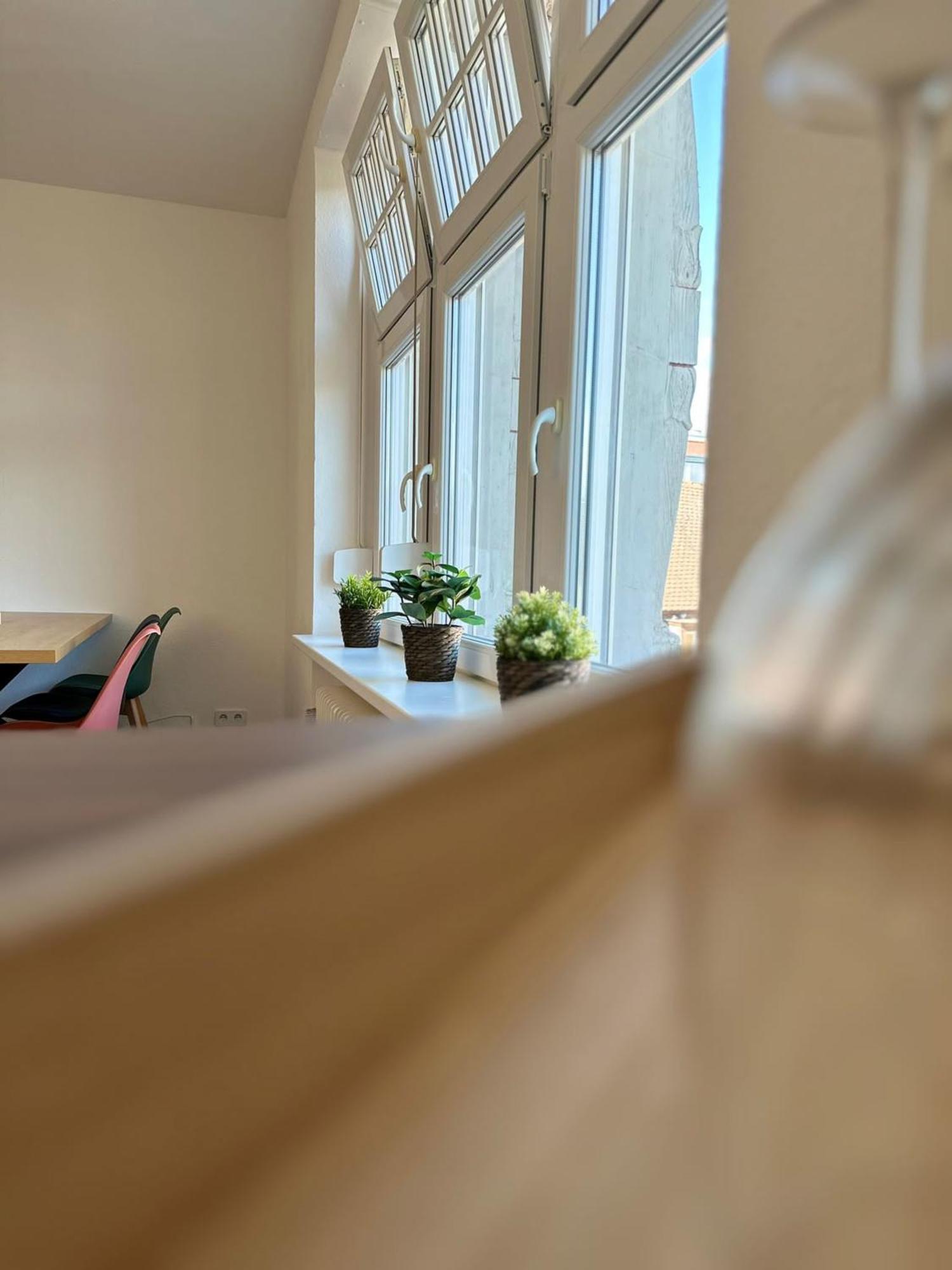 Amao-Brown I Exklusives City-Apartment I 85Qm I Privatparkplatz & Komfort I King-Size Bed Lahr  Esterno foto